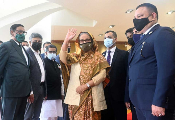 প্রধানমন্ত্রী শেখ হাসিনা