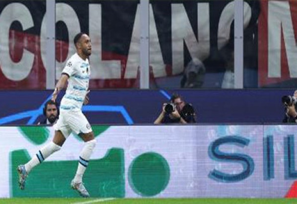 চ্যাম্পিয়নস লিগে এসি মিলানের বিপক্ষে সহজ জয় পেল ব্লুজরা