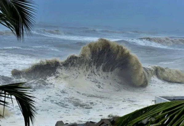 ঘূর্ণিঝড় ‘সিত্রাং’ ১৯ জেলায় আঘাত হানতে পারে