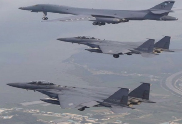 বিশ্বযুদ্ধের প্রস্তুতি! ২৪০ যুদ্ধবিমান নিয়ে যুক্তরাষ্ট্র ও দক্ষিণ কোরিয়ার মহড়া