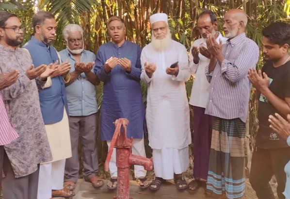 বিশ্বনাথের পাঠাকইন গ্রামে নলকূপ স্থাপন