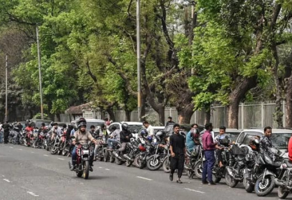 দ্য ইনডিপেনডেন্টের প্রতিবেদন : বিশ্বে তেল-শূন্য প্রথম দেশ হওয়ার ঝুঁকিতে বাংলাদেশ