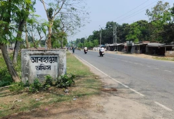 চলতি মৌসুমের রেকর্ড চুয়াডাঙ্গায় তাপমাত্র ৩৯.৭ ডিগ্রি