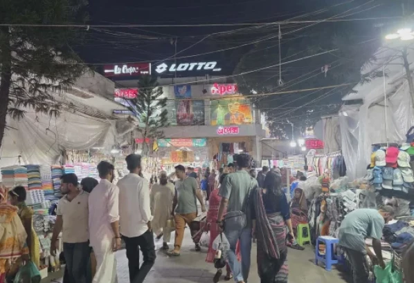 এক শর্তে দীর্ঘক্ষণ মার্কেট খোলা রাখতে মন্ত্রণালয়ে আবেদন