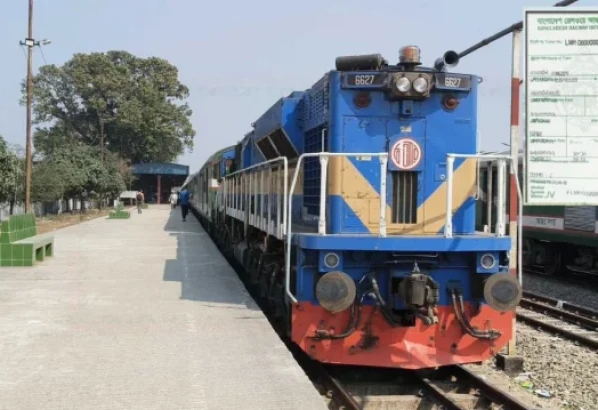 ঈদুল আজহা উপলক্ষে ট্রেনের অগ্রিম টিকিট বিক্রি শুরু ১৩ মে