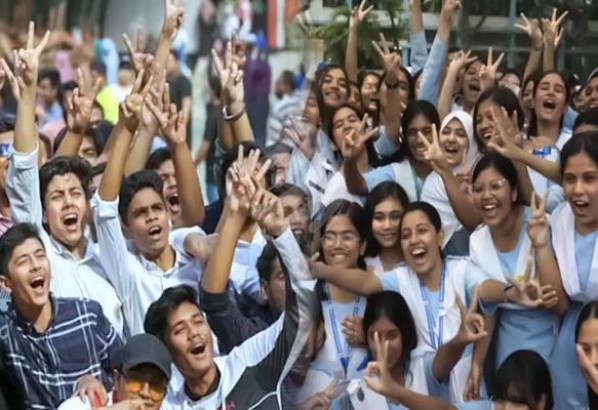 এসএসসিতে পাসের হার ৬২.২৫ শতাংশ