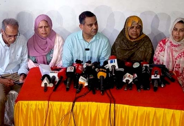 রায়নগর হত্যাকাণ্ড নিরপরাধ কেউ হয়রানি নয়, অপরাধীর সর্বোচ্চ শাস্তি চান সন্তানরা