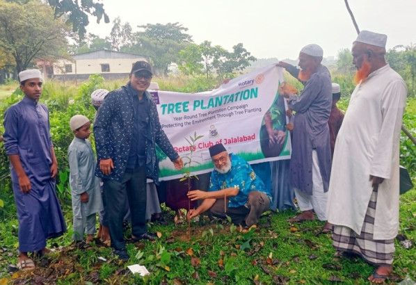 ধনুকান্দি মাদরাসায় জালালাবাদ রোটারি ক্লাবের বৃক্ষরোপণ