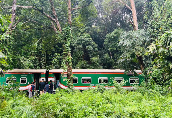 ট্রেন চালকের রসিকতা সিলেট বলে কথা!