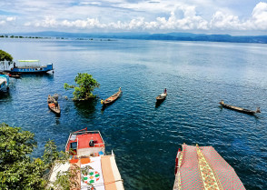 শিক্ষাপ্রতিষ্ঠান