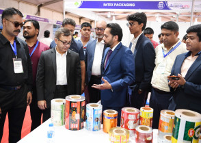 অলস শিল্পপ্রতিষ্ঠান হবে বিনিয়োগ ও  কর্মসংস্থানের কেন্দ্র : বাণিজ্যমন্ত্রী মুক্তাদির