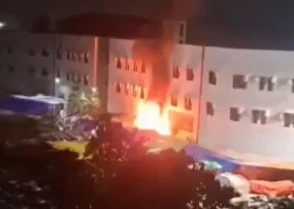 শাহজালাল বিমানবন্দরে কার্গো শেডে আগুন, নিয়ন্ত্রণে ফায়ার সার্ভিসের ৪ ইউনিট