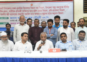 ক্ষতিগ্রস্ত কৃষকদের সরকারের পক্ষ থেকে প্রয়োজনীয় সব সহায়তা দেওয়া হবে                   ------------ শ্রমমন্ত্রী